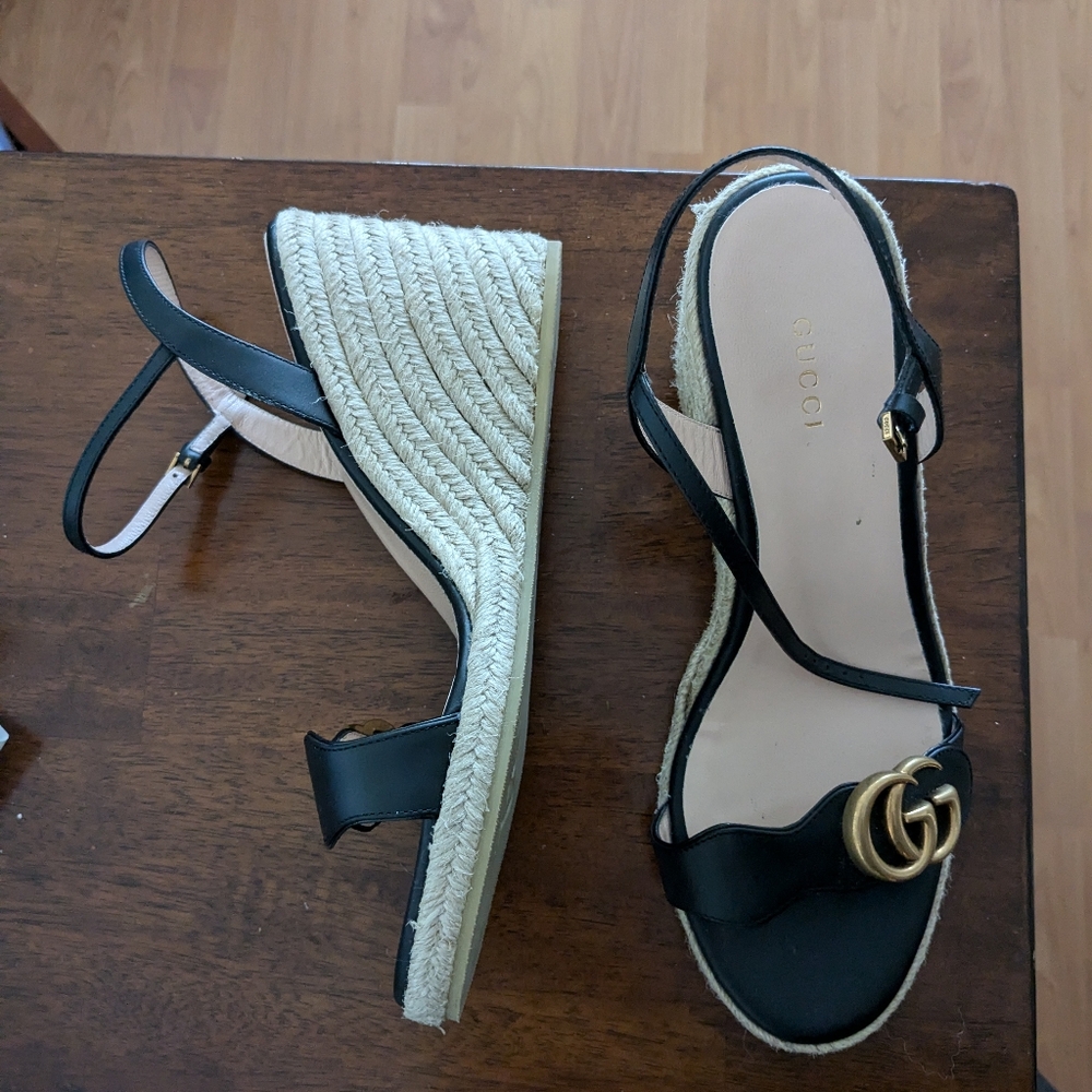 Women's Gucci Wedge Sandals-black - Picture 2 of 4